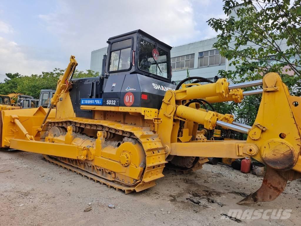 Shantui SD 32 Rupsdozers