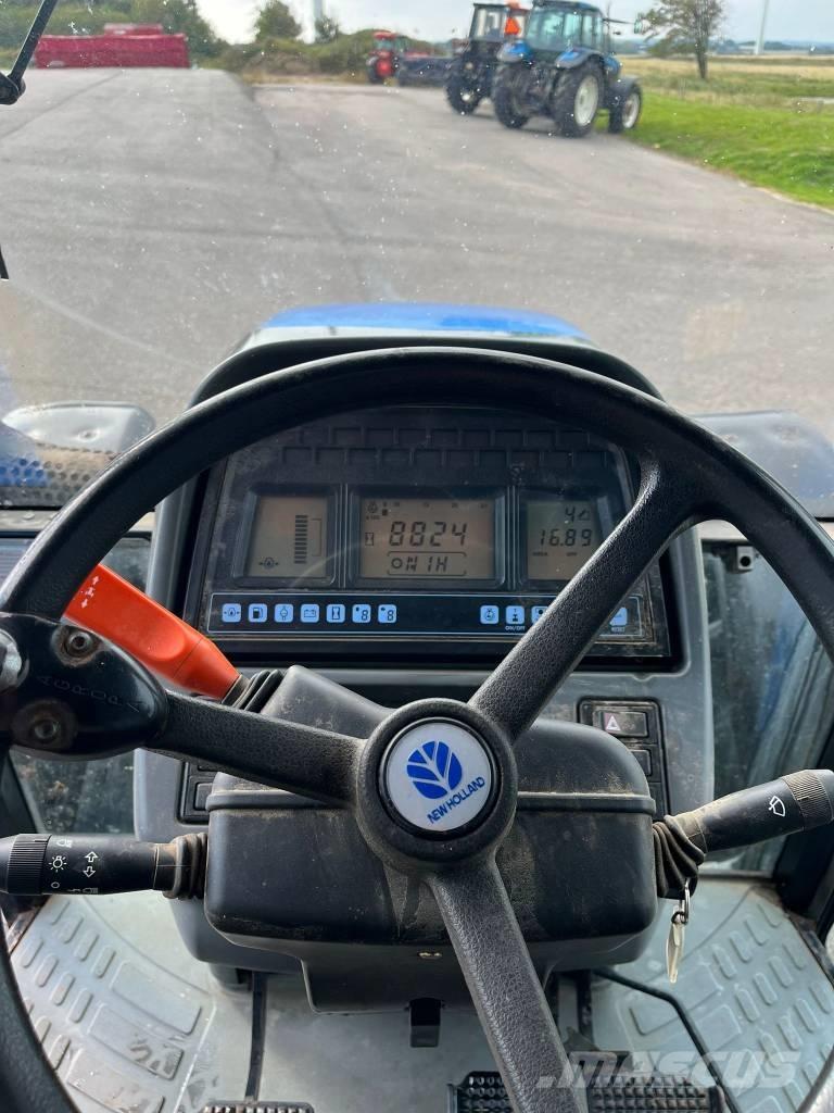 New Holland TS 115 Tractoren