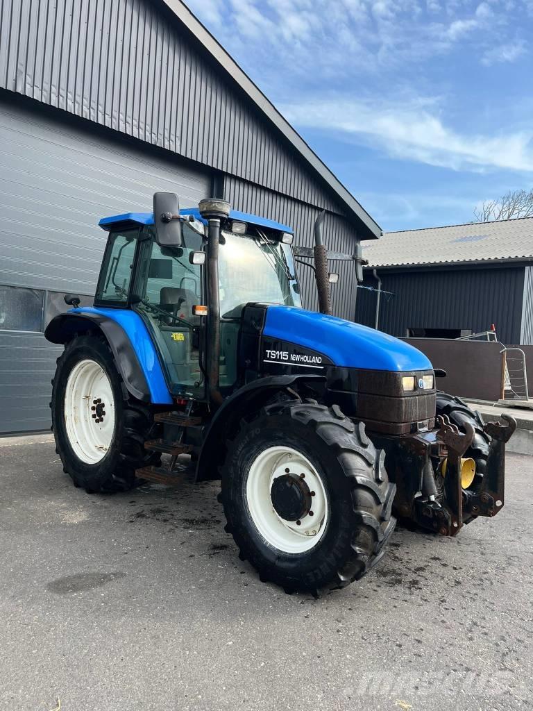 New Holland TS 115 Tractoren