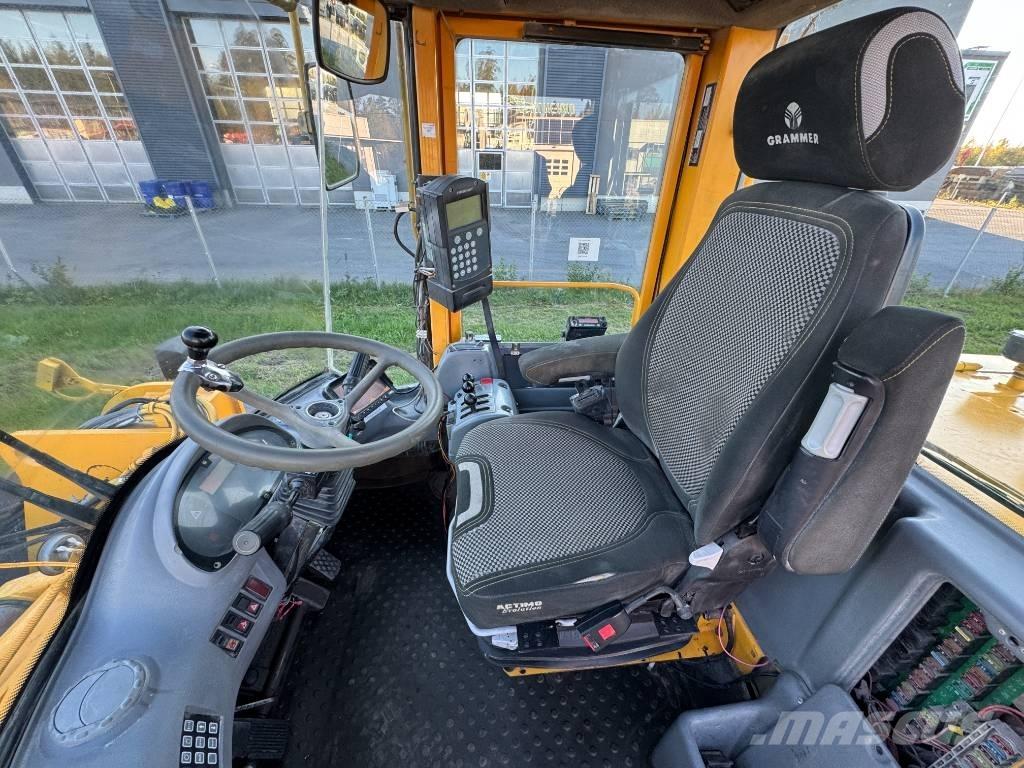 Volvo L 120 D Wielladers