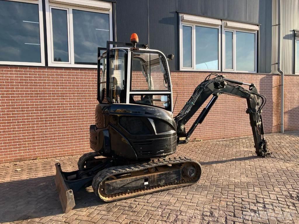 Messersi M28UC Minigraafmachines < 7t