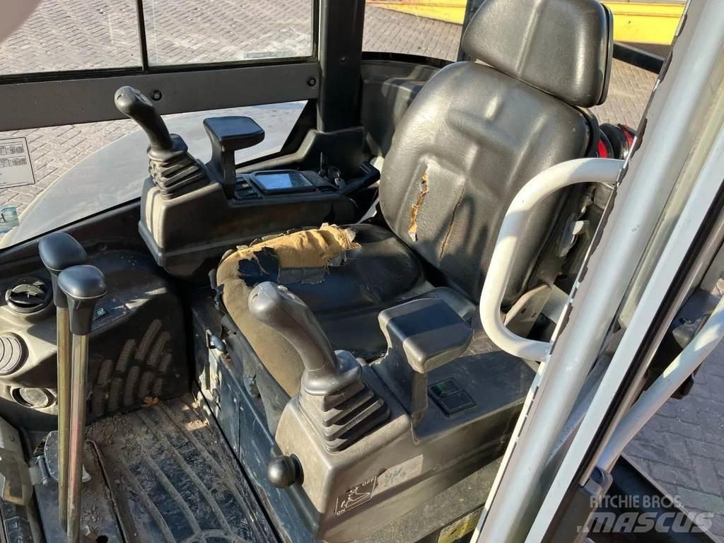 Messersi M28UC Minigraafmachines < 7t