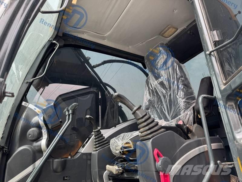 Hyundai 225 LC-9S Rupsgraafmachines