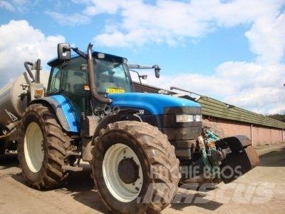 New Holland TM 165 Tractoren