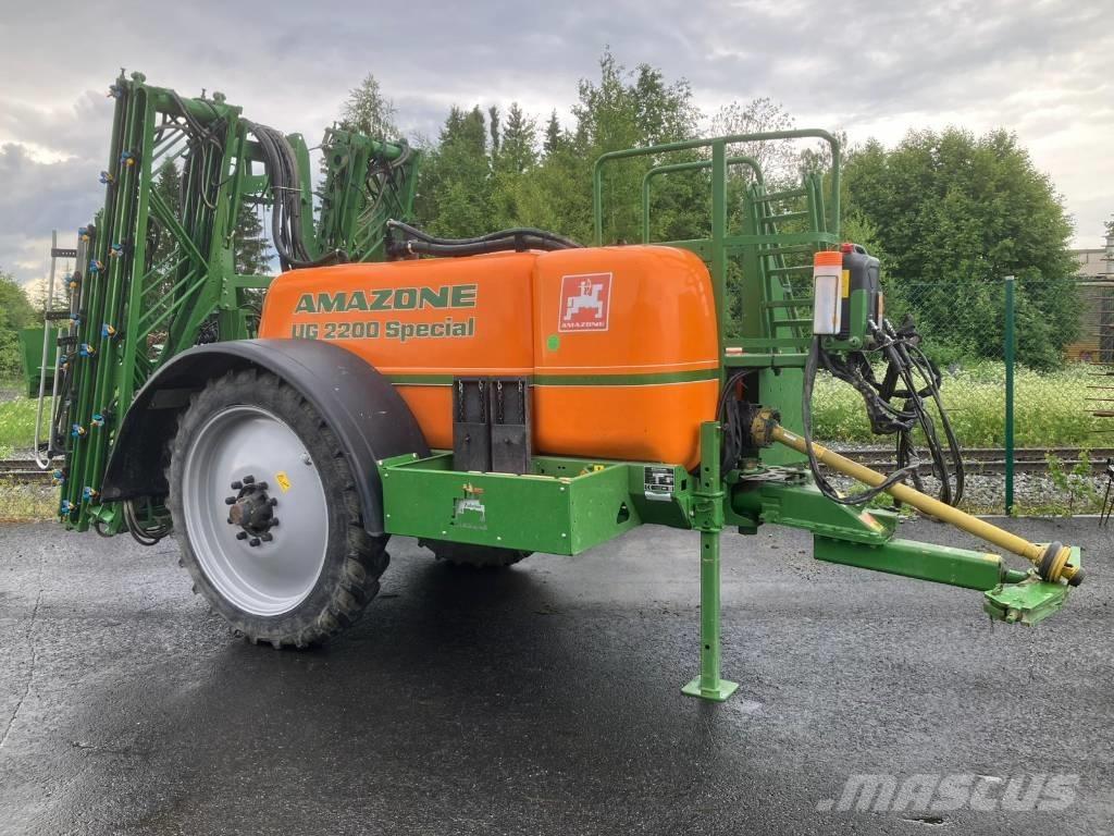 Amazone UG 2200 Getrokken spuitmachines