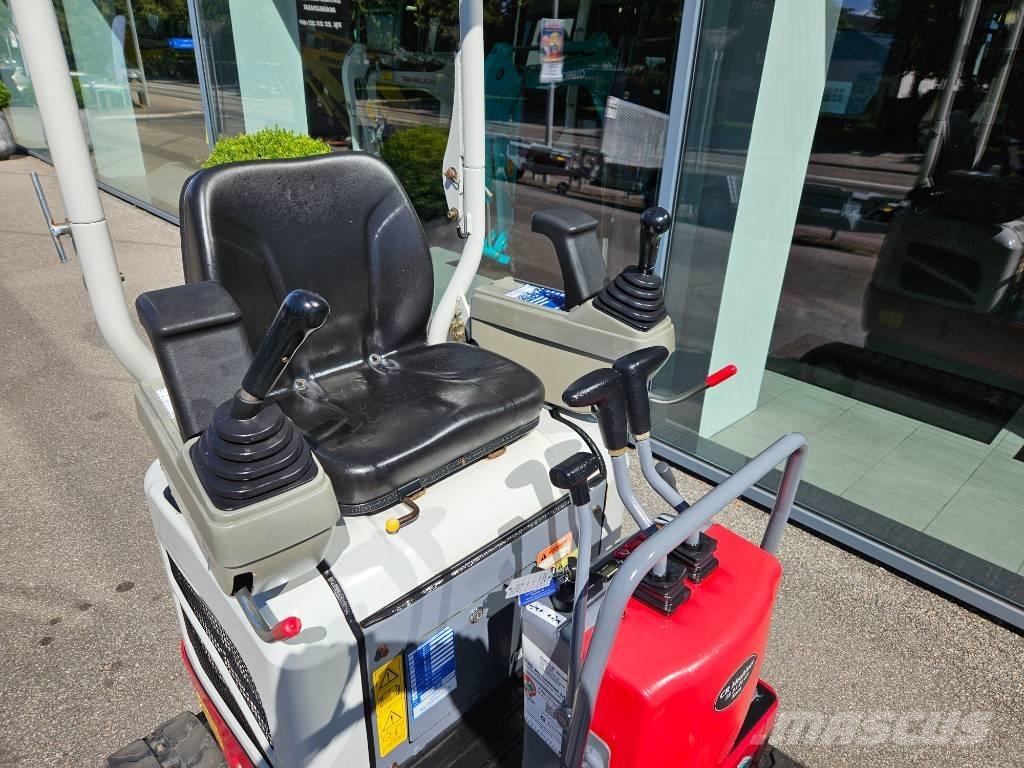 Takeuchi TB 210 Minigraafmachines < 7t