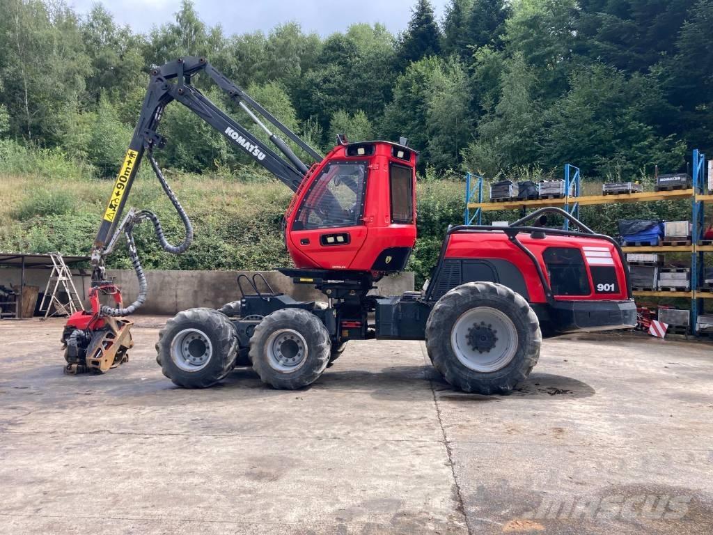 Komatsu 901 Harvesters