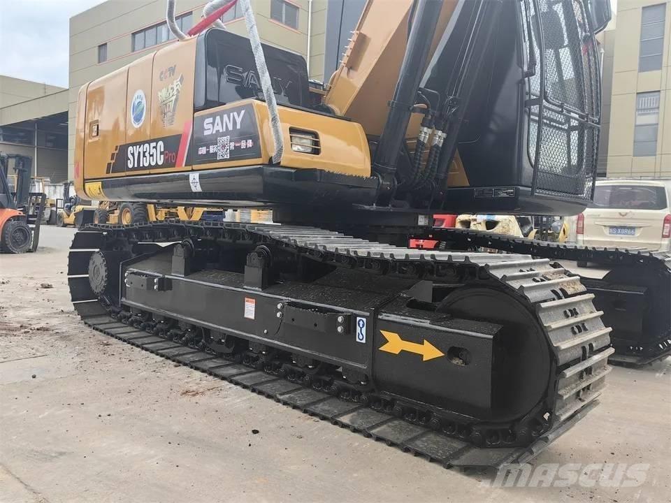 Sany SY135C Rupsgraafmachines