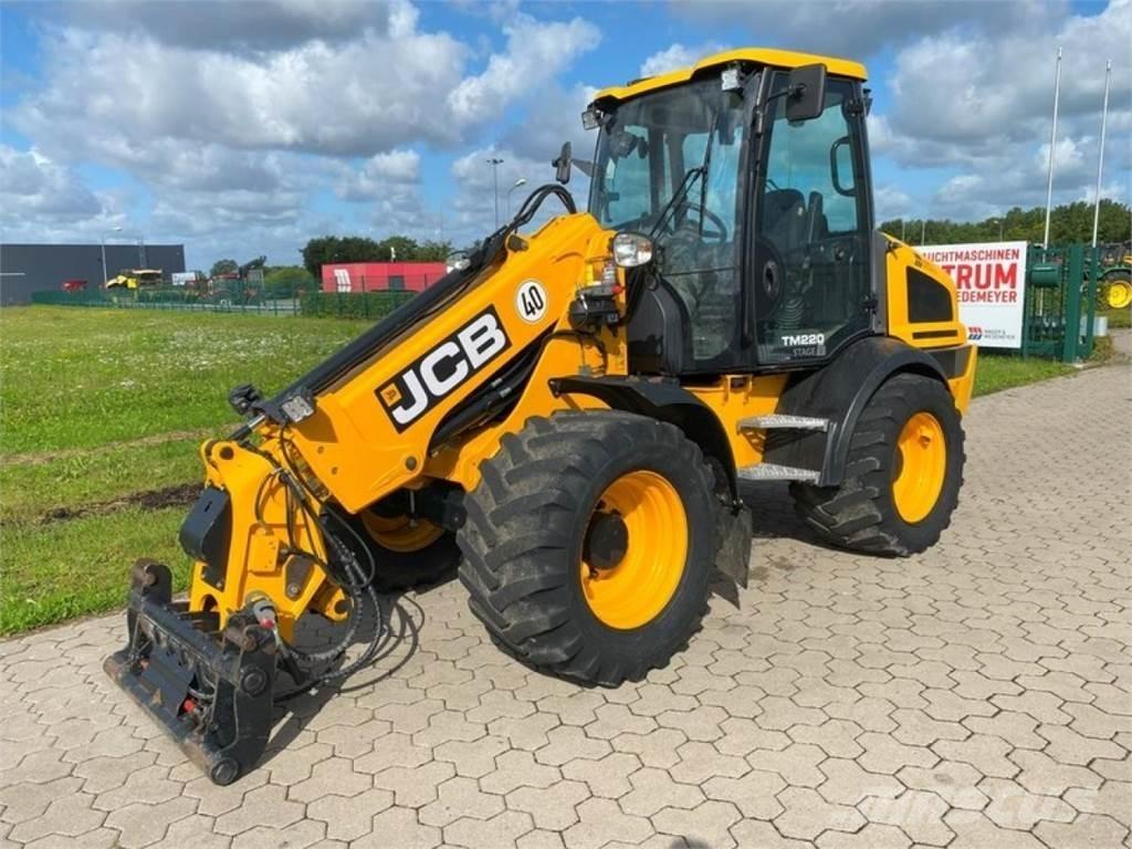 JCB TM 220 - 40 KM/H Verreikers voor landbouw