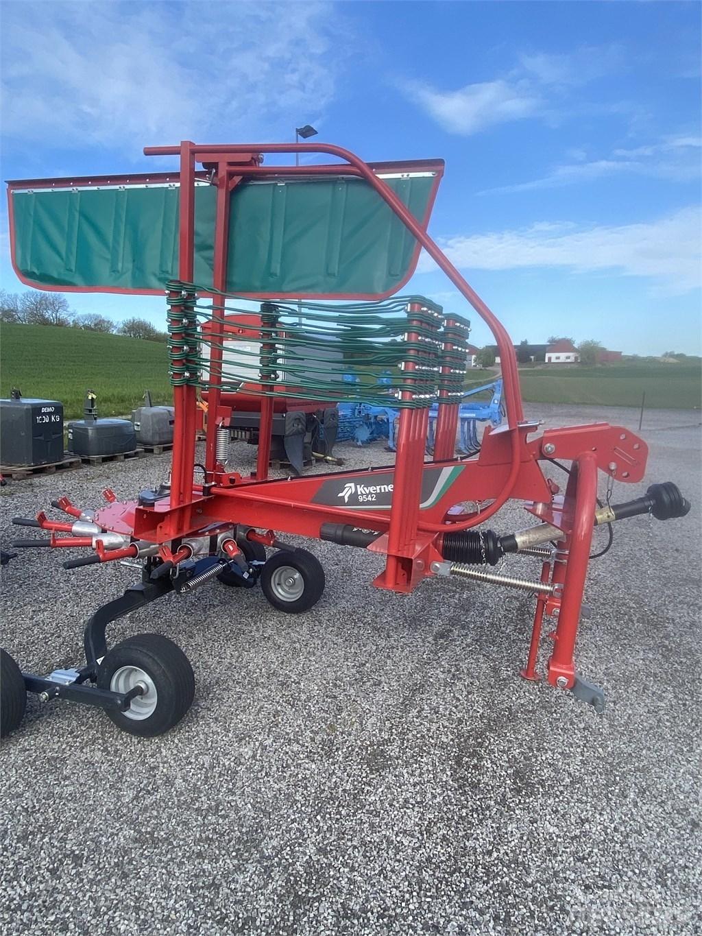 Kverneland 9542 Zwadharken
