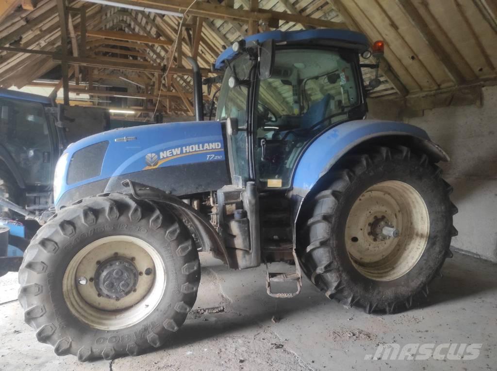 New Holland T 7.210 Tractoren