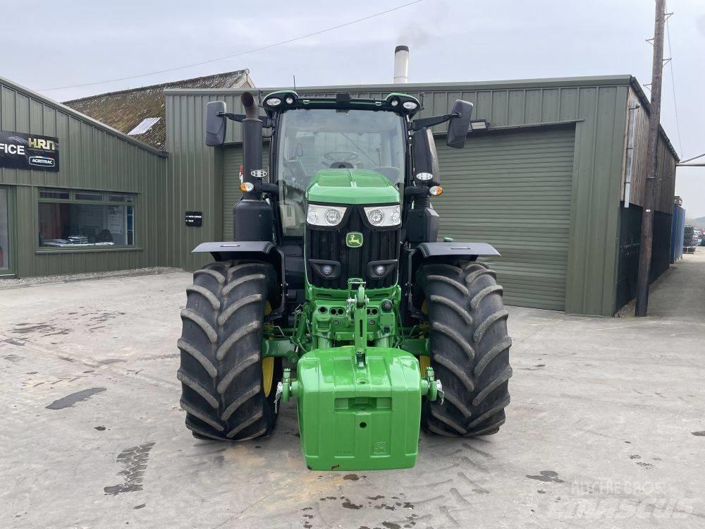 John Deere 6R 250 Tractoren