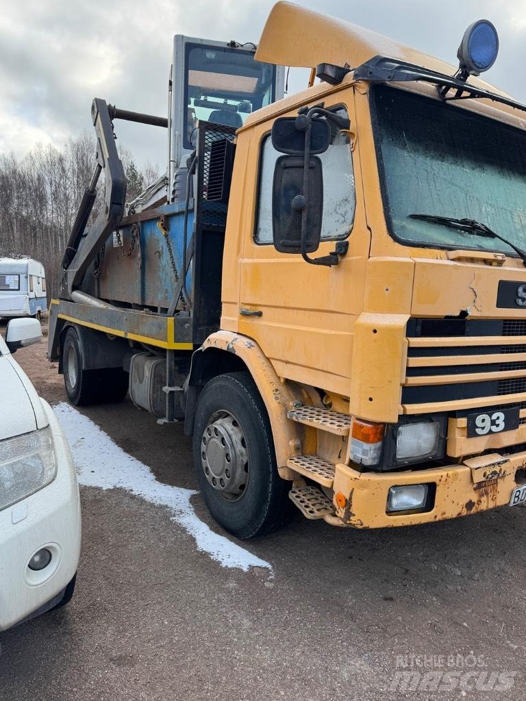 Scania P 82 H Portaalsysteem vrachtwagens