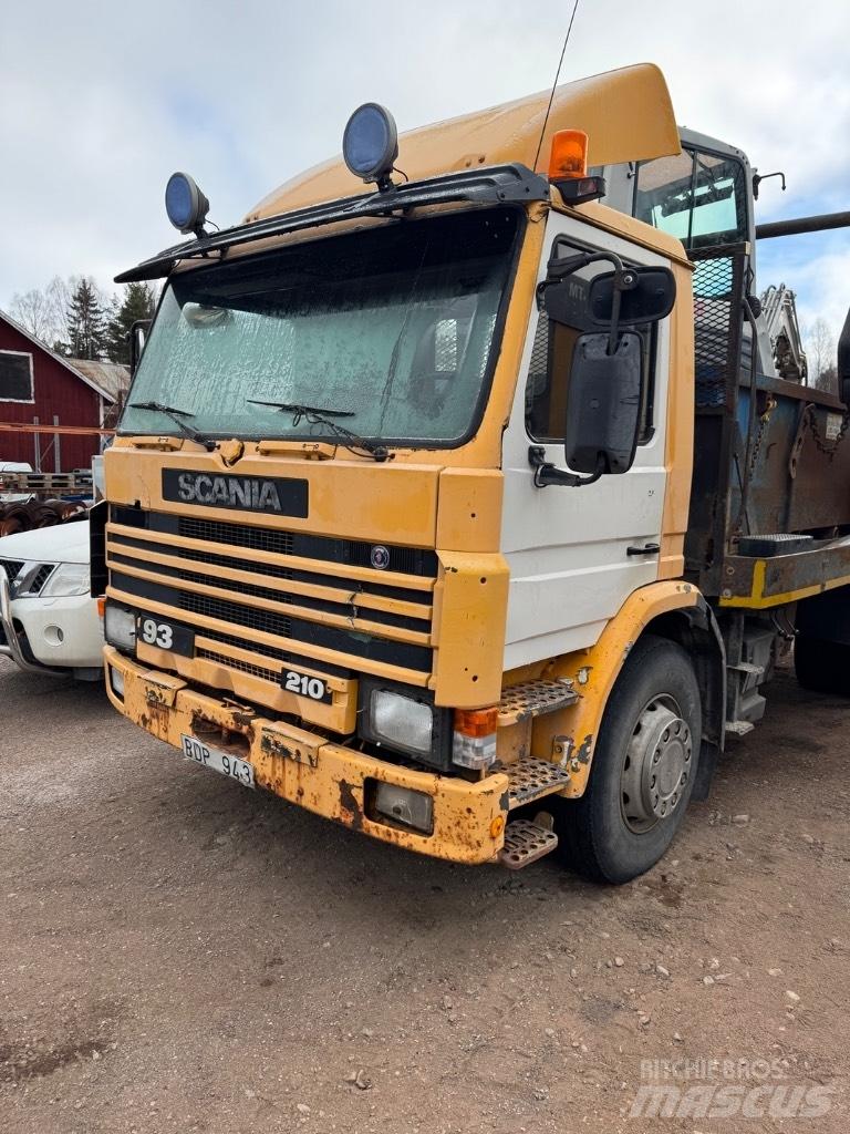 Scania P 82 H Portaalsysteem vrachtwagens