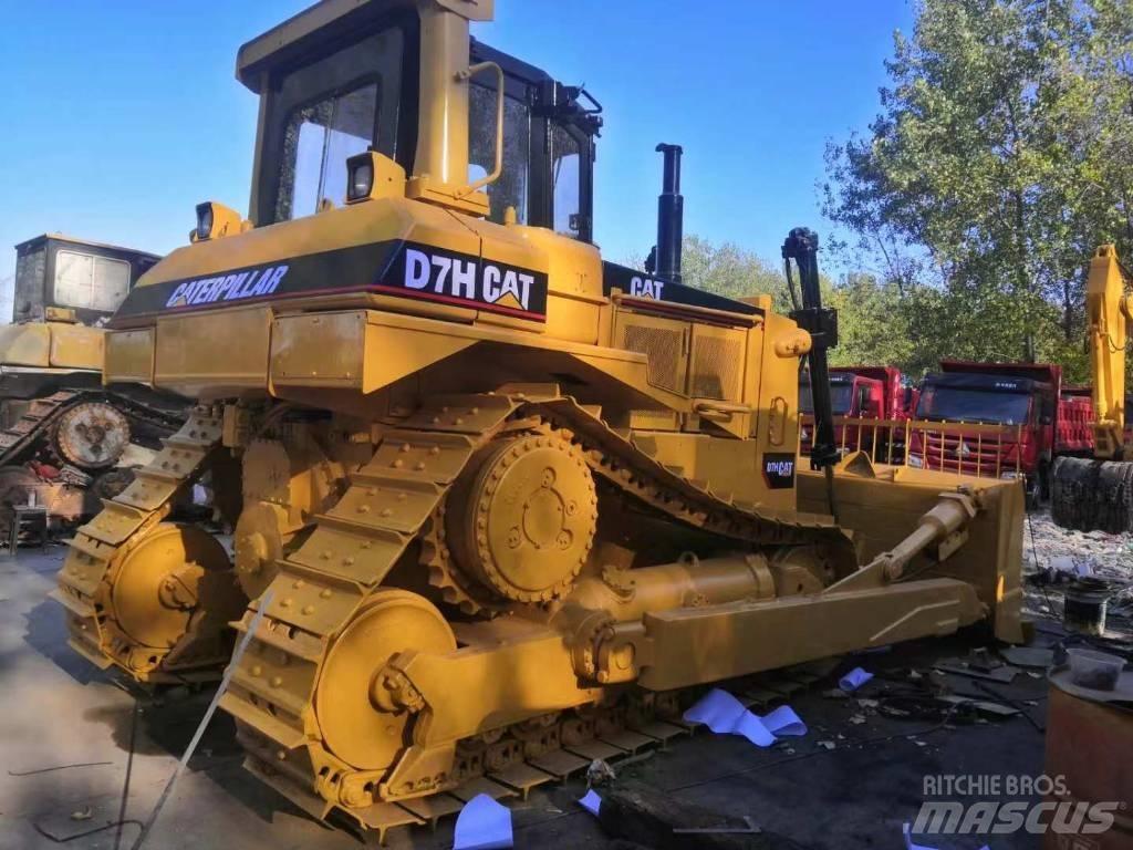 CAT D7H Rupsdozers
