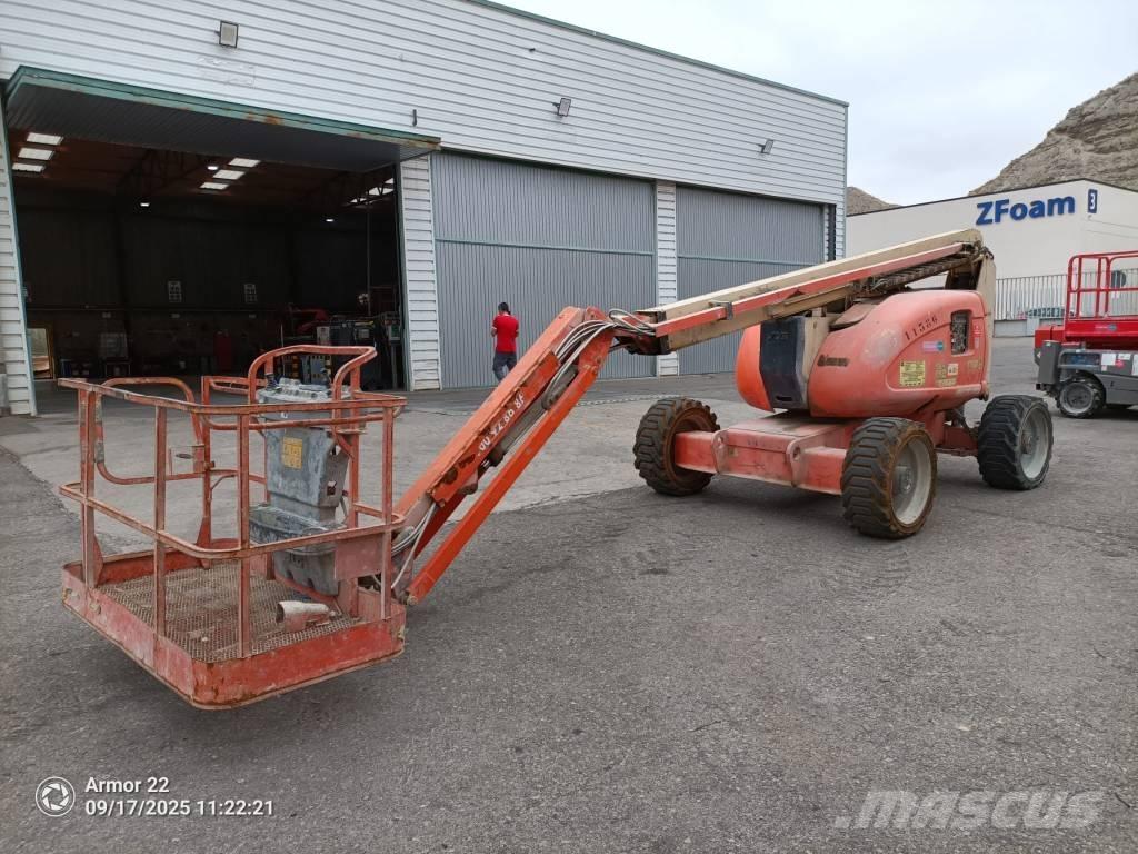 JLG 600 AJ Knikarmhoogwerkers