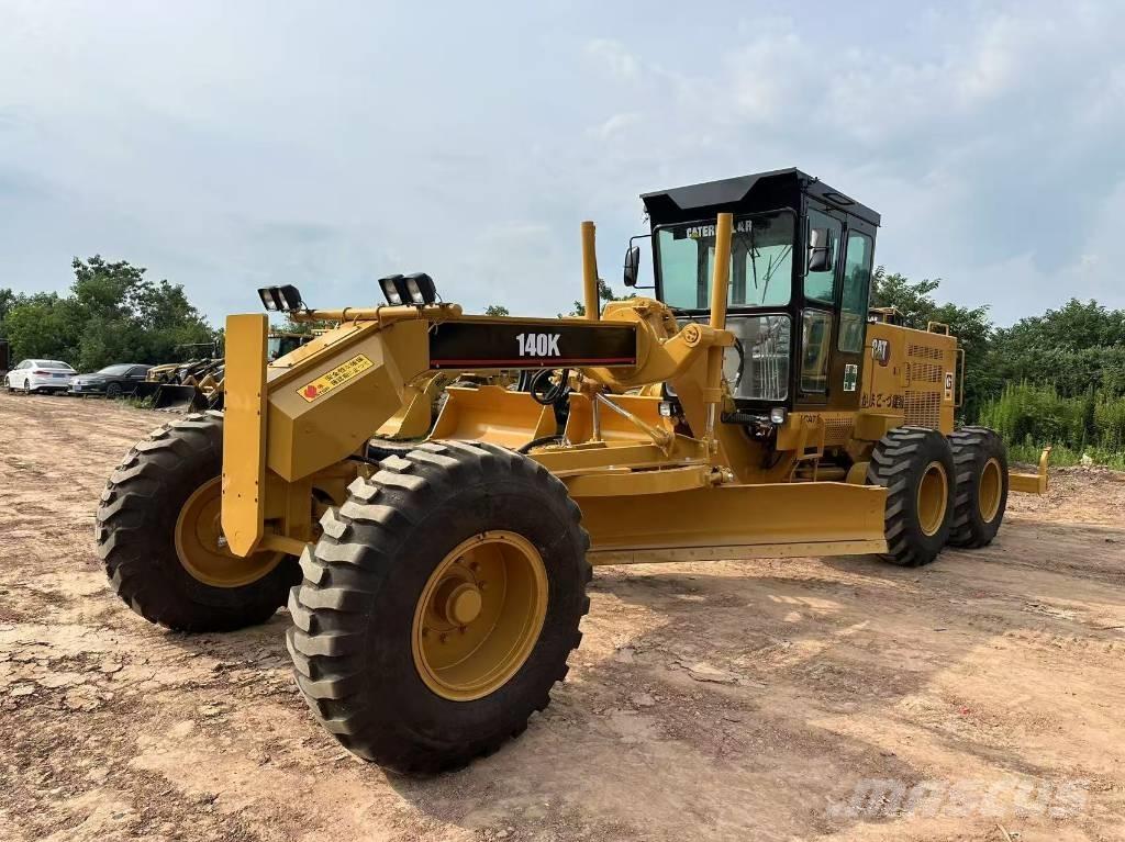 CAT 140 K Graders