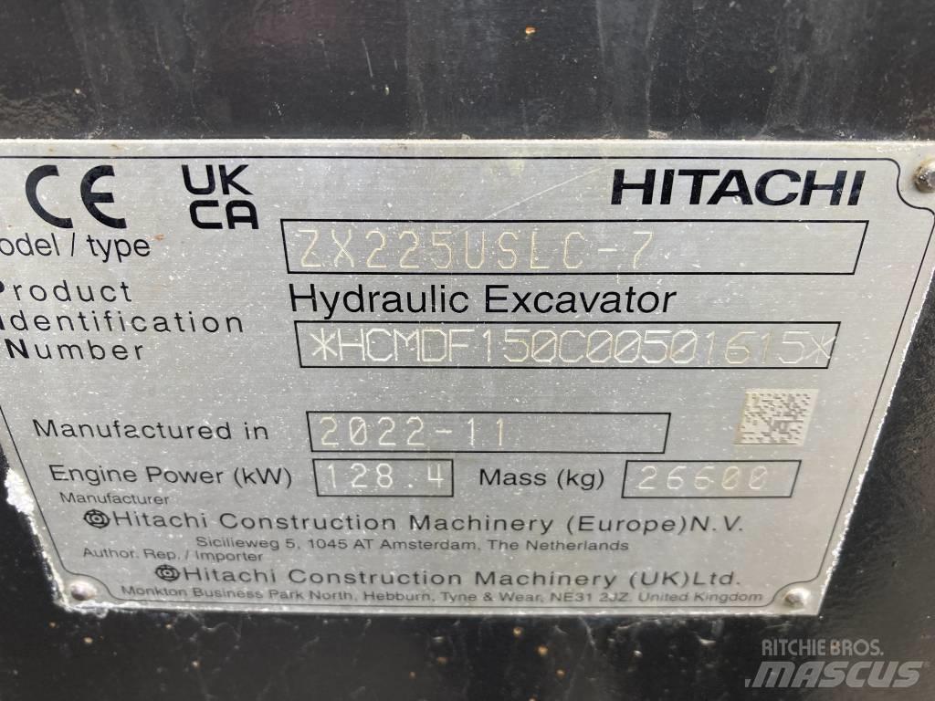 Hitachi ZX 225 US LC Rupsgraafmachines