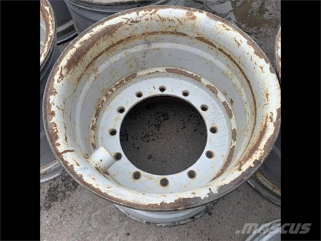 Gremo 1350 24x26,5 Banden, wielen en velgen