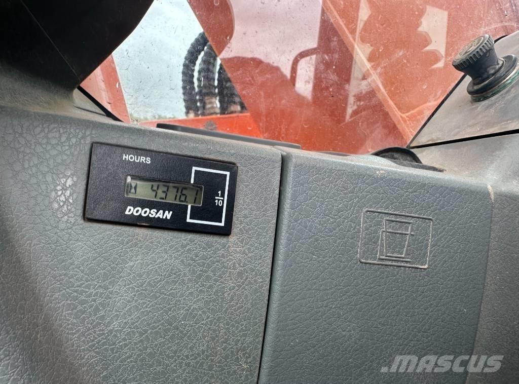 Doosan DX 140 LCR-3 Rupsgraafmachines