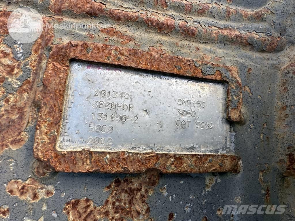 CAT 374 F L Rupsgraafmachines