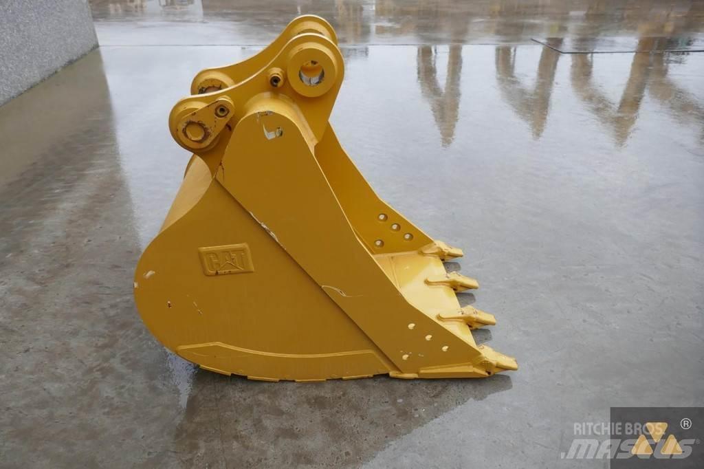 CAT 320 Bucket Bakken