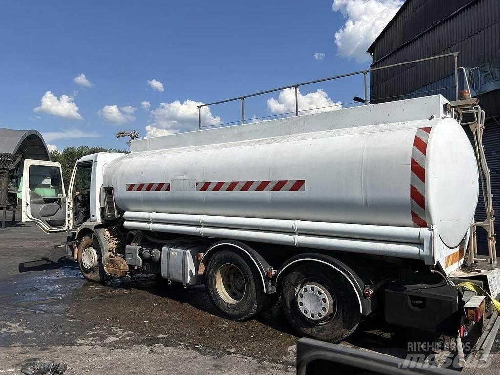Renault 320 Tankwagen
