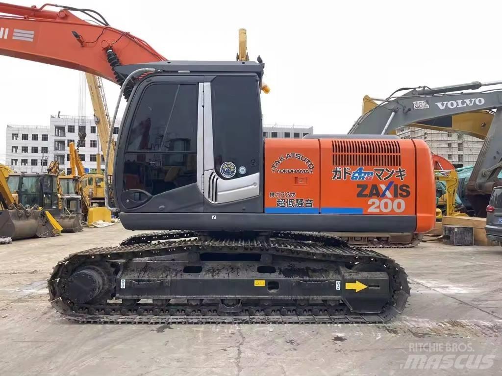 Hitachi ZX 200 Rupsgraafmachines