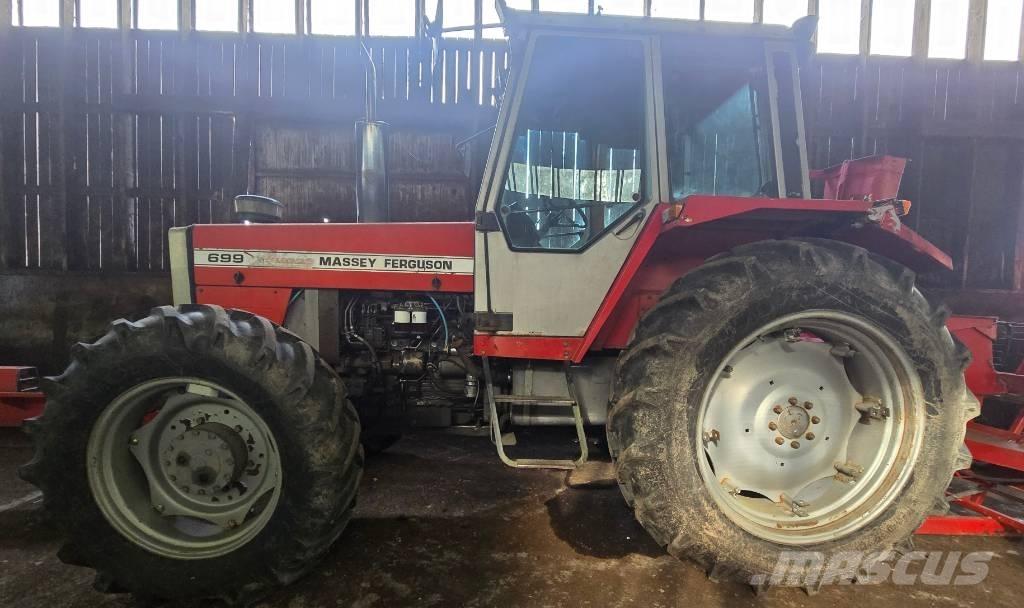 Massey Ferguson 699 Tractoren