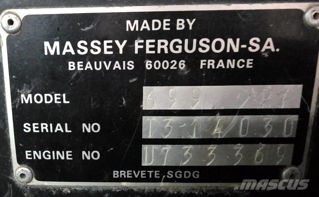 Massey Ferguson 699 Tractoren