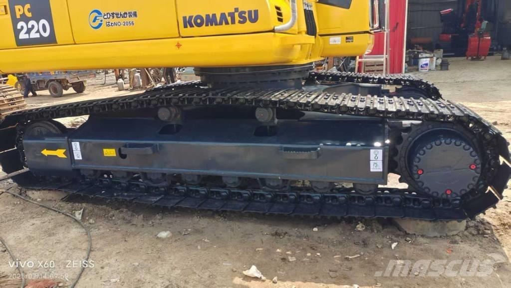 Komatsu 220 Rupsgraafmachines