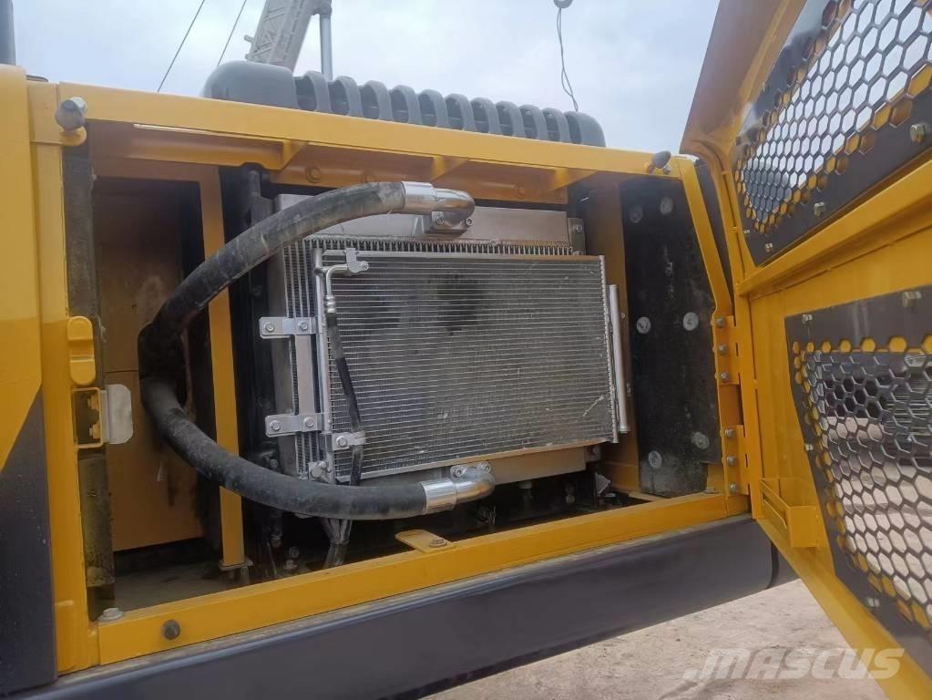 Volvo EC 240 DL Rupsgraafmachines