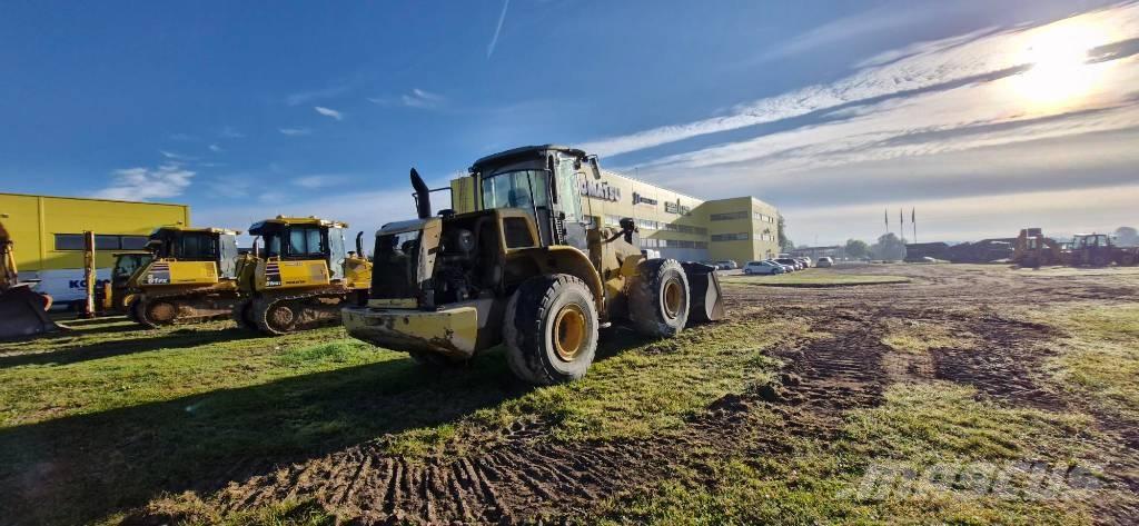 New Holland W 190 B Wielladers