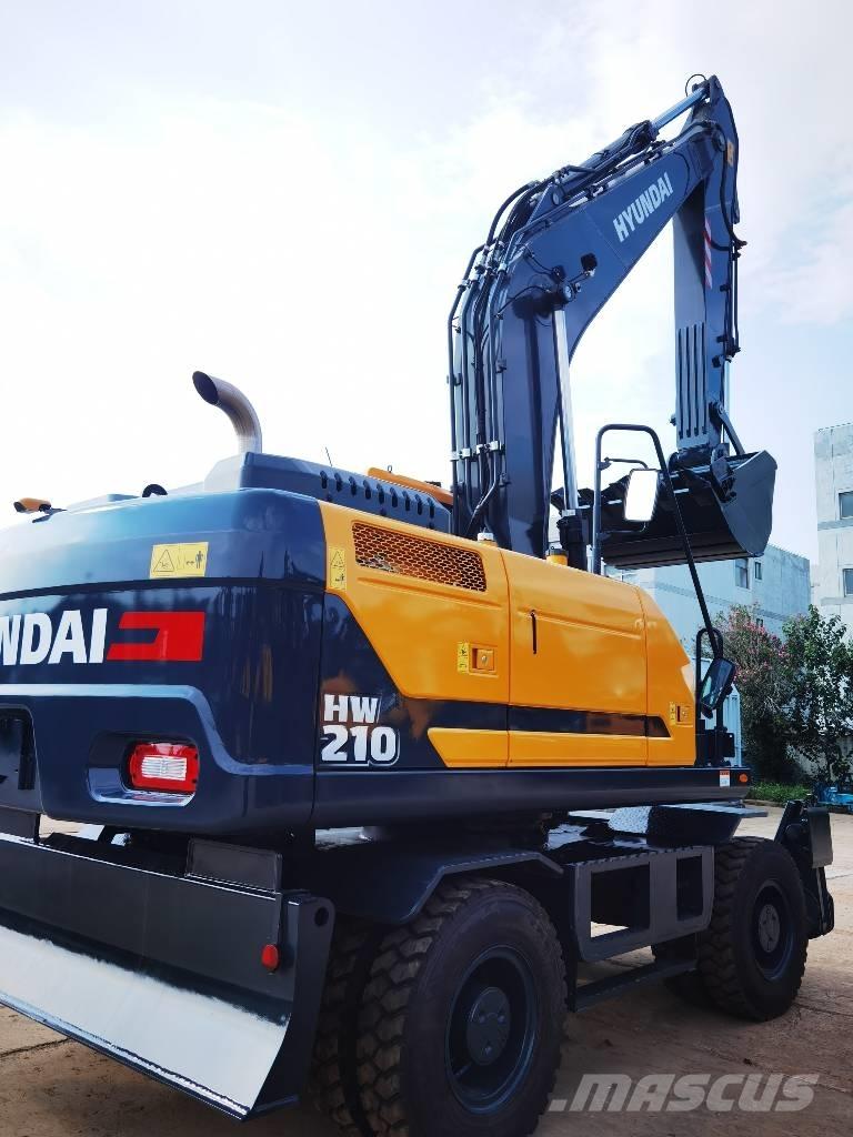 Hyundai 210W-9 Wielgraafmachines