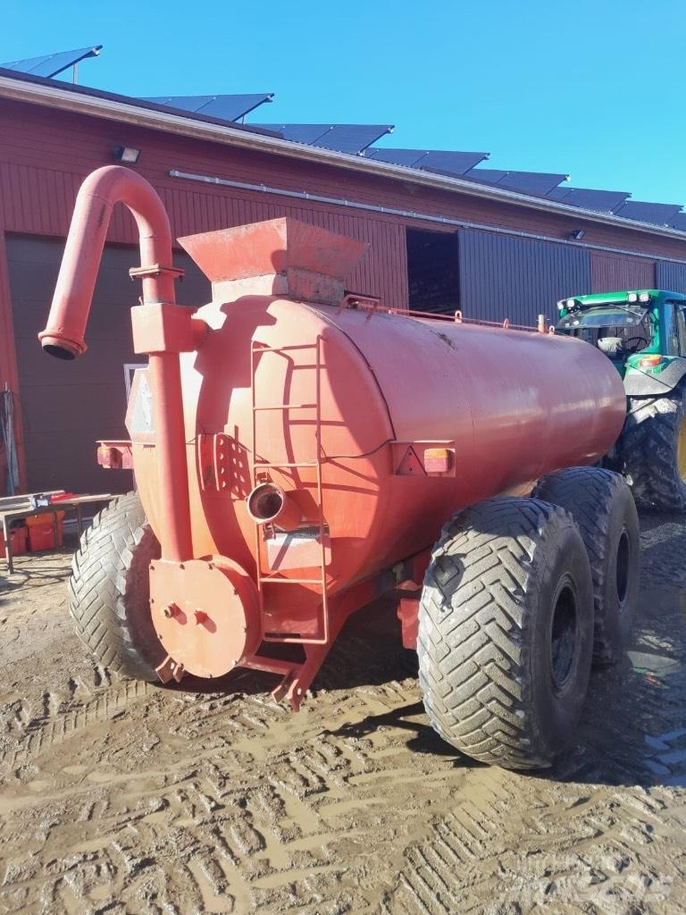 Vepi 11.6 m3 Mesttank