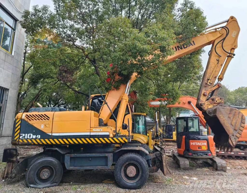 Hyundai r210w-9 Wielgraafmachines
