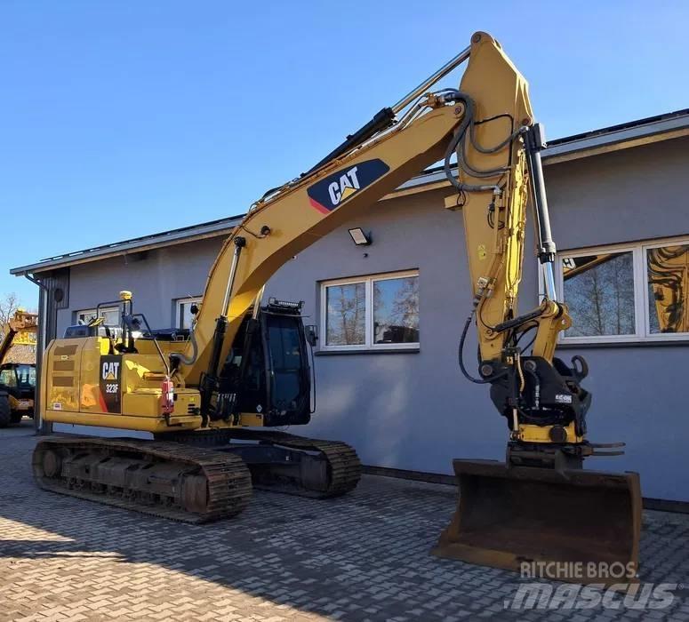 CAT 323 F L Rupsgraafmachines