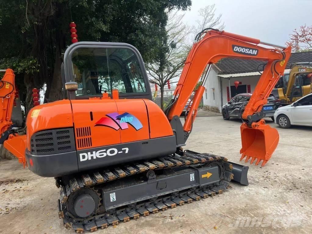 Doosan DH 60-7 Minigraafmachines < 7t