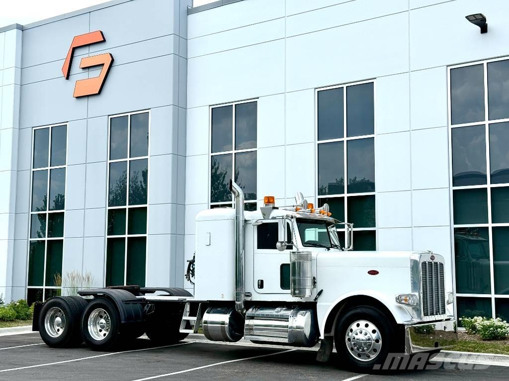 Peterbilt 389 Trekkers