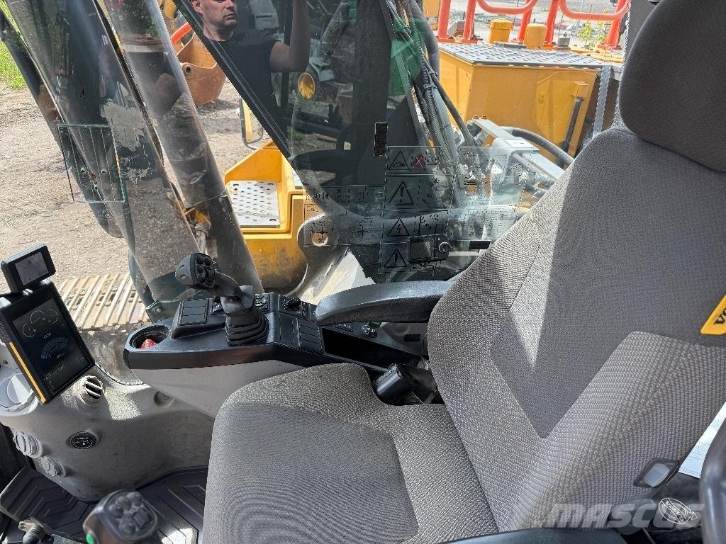 Volvo EC 250 E Rupsgraafmachines