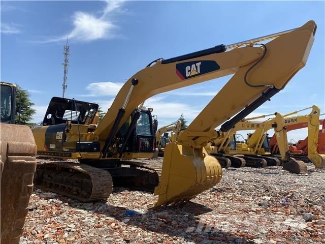 CAT 326D Rupsgraafmachines
