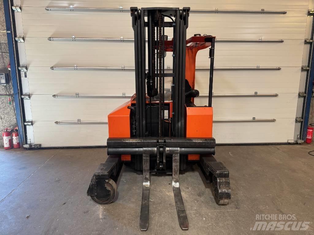 BT FRE 270 Four-way truck