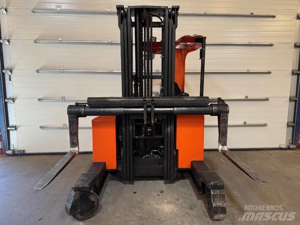 BT FRE 270 Four-way truck