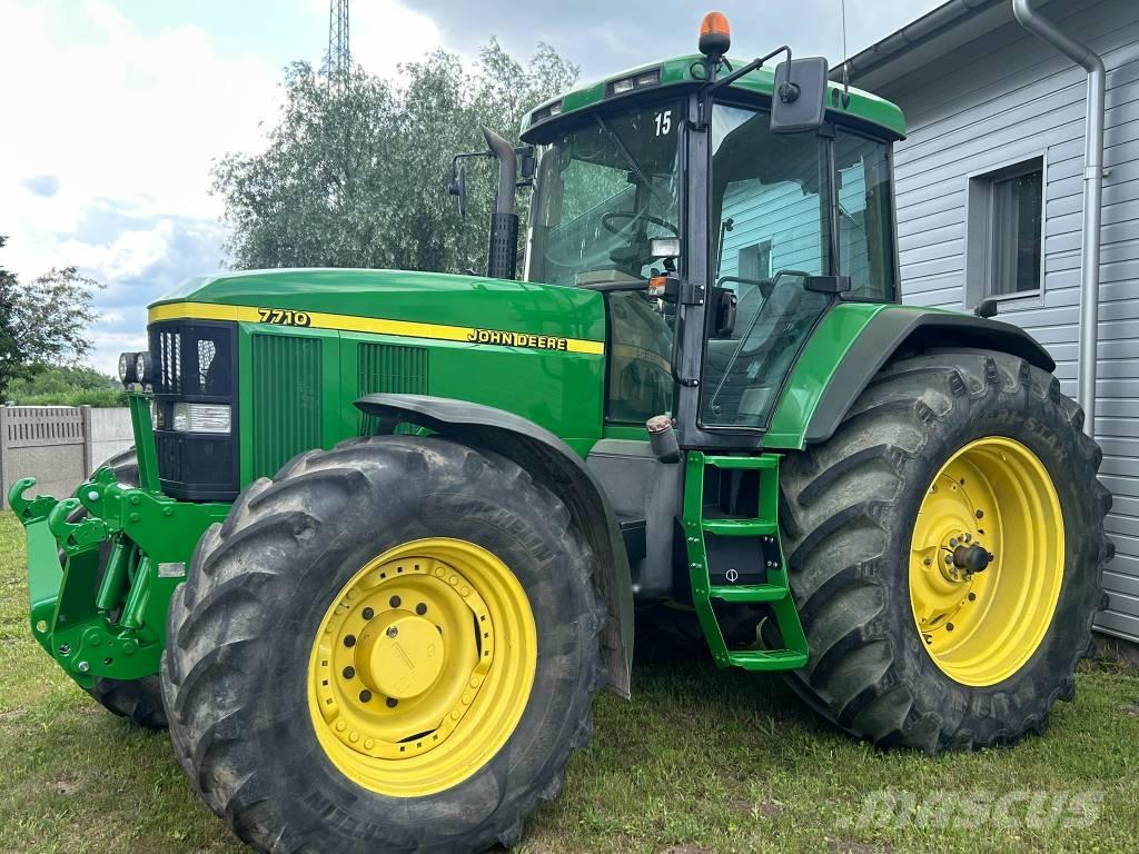 John Deere 7710 PQ Tractoren