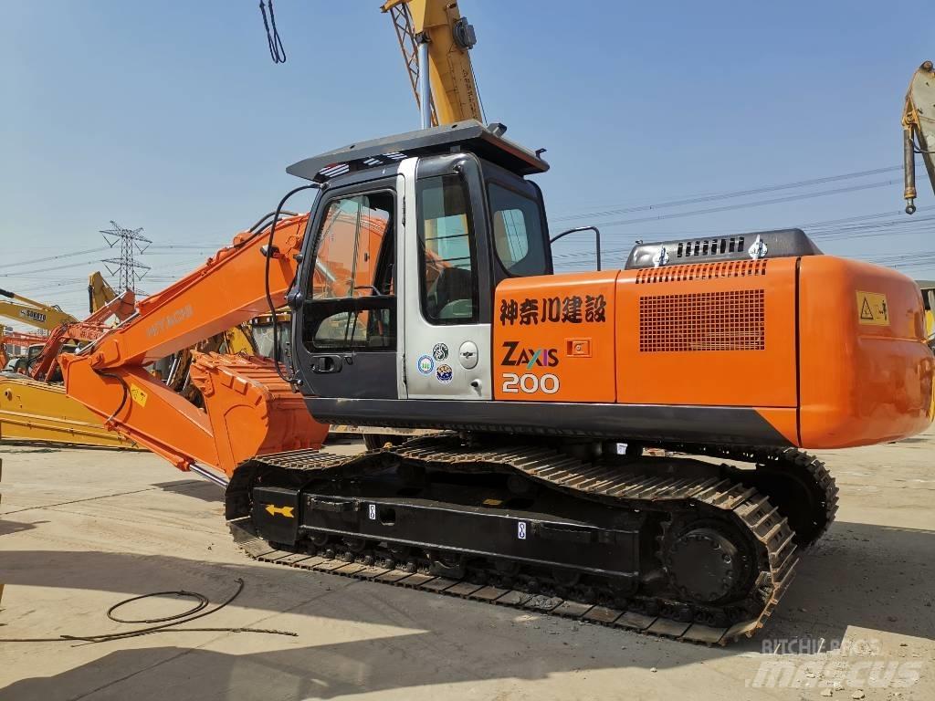 Hitachi ZX 200 Rupsgraafmachines