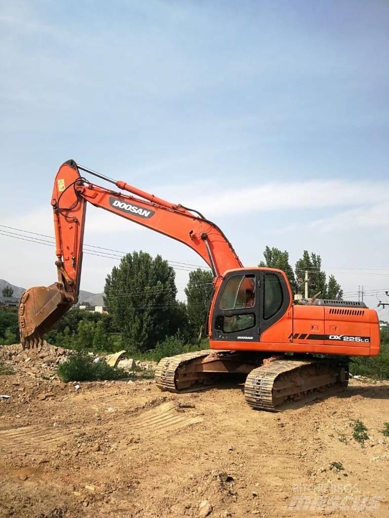 Doosan dx225 Rupsgraafmachines