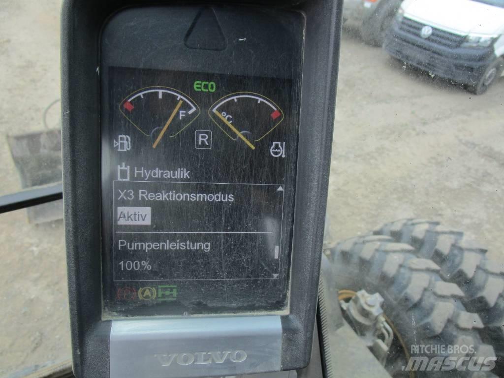 Volvo EW 140 D Wielgraafmachines