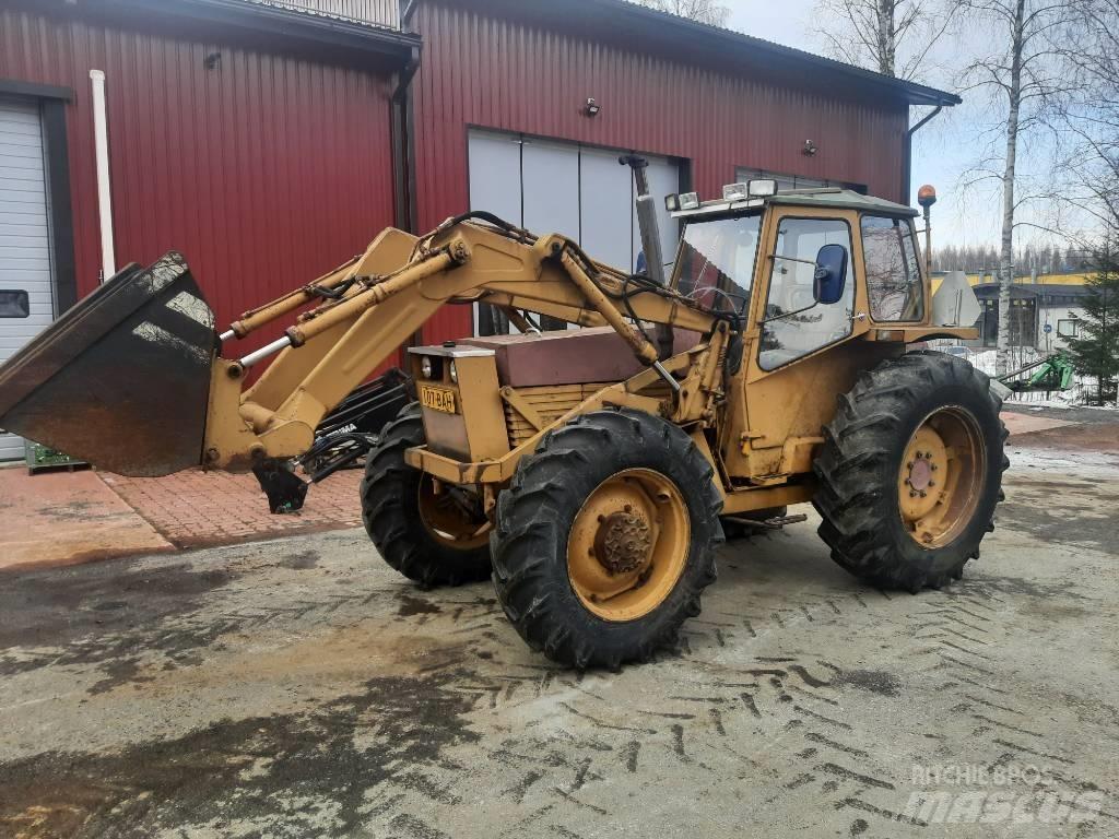 Valmet 702S 4 veto Tractoren