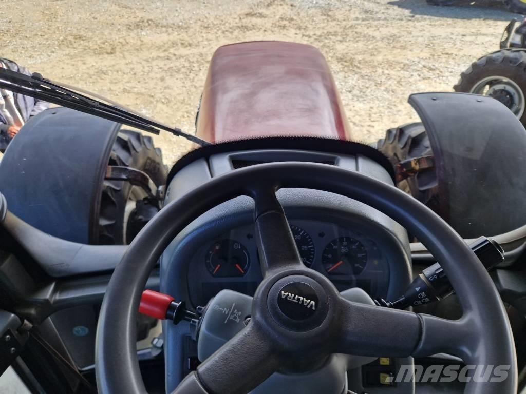 Valtra T 180 Tractoren