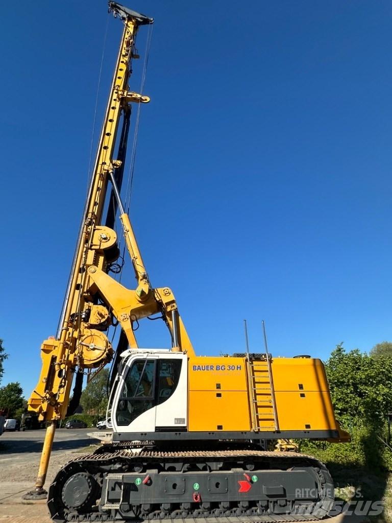 Bauer BG 30 H Zware boorinstallaties
